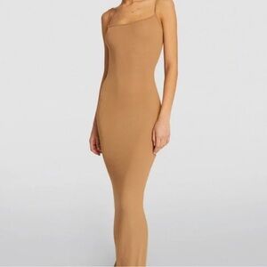Elegant Tan Sleeveless Dress